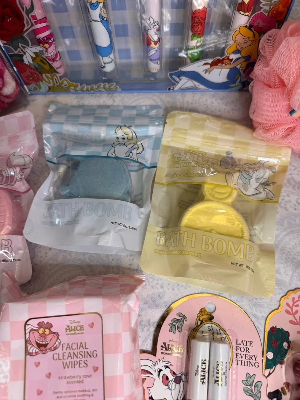 Disney Alice In Wonderland Ultimate Fan Self Care Pampering Bath & Beauty Set